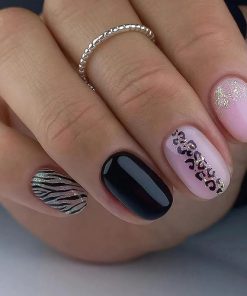 Press On Nails Kit with Glue and gel stickers Reusable Tips